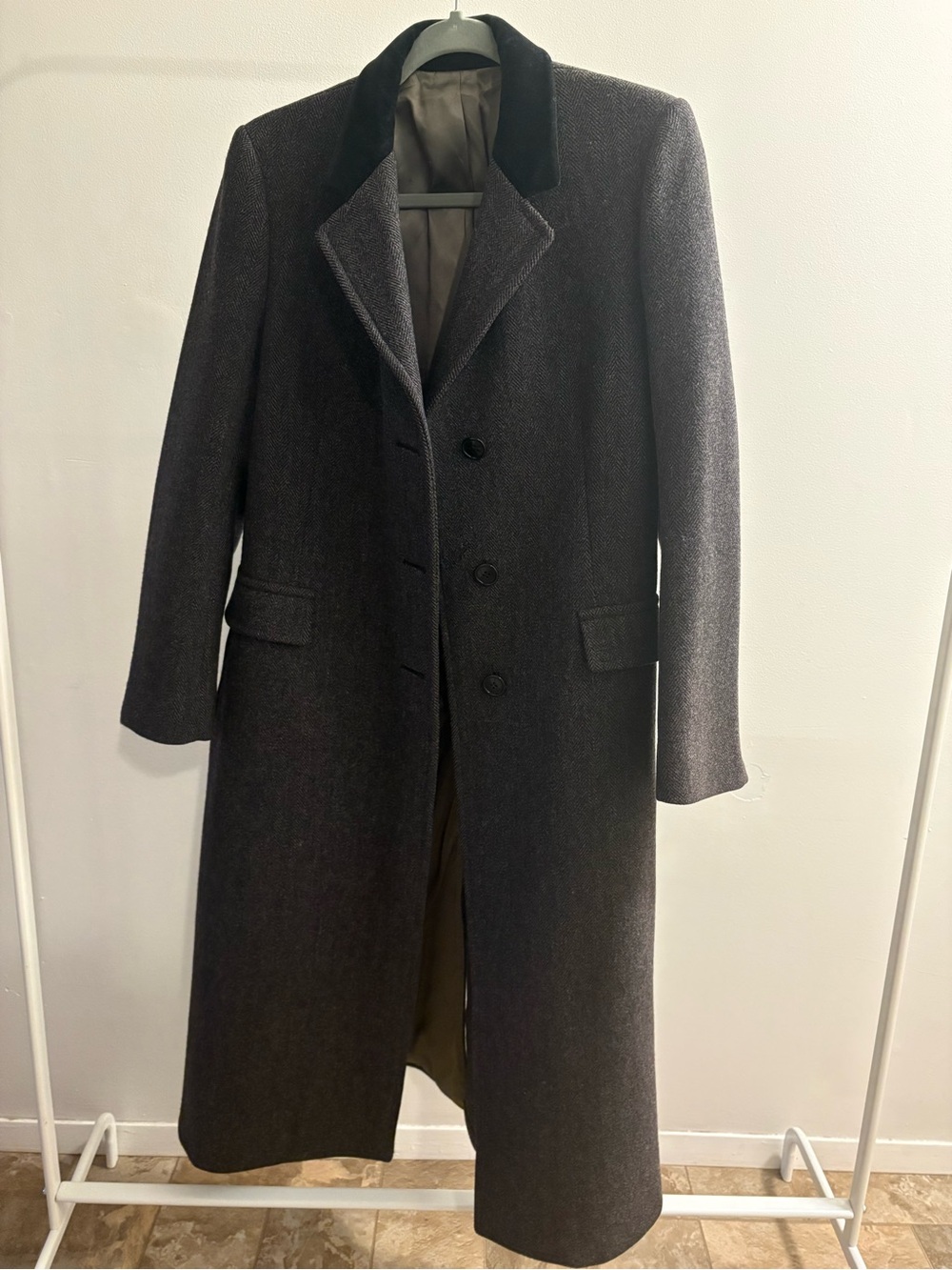 Men's Long Wool-Blend Overcoat in Dark Charcoal